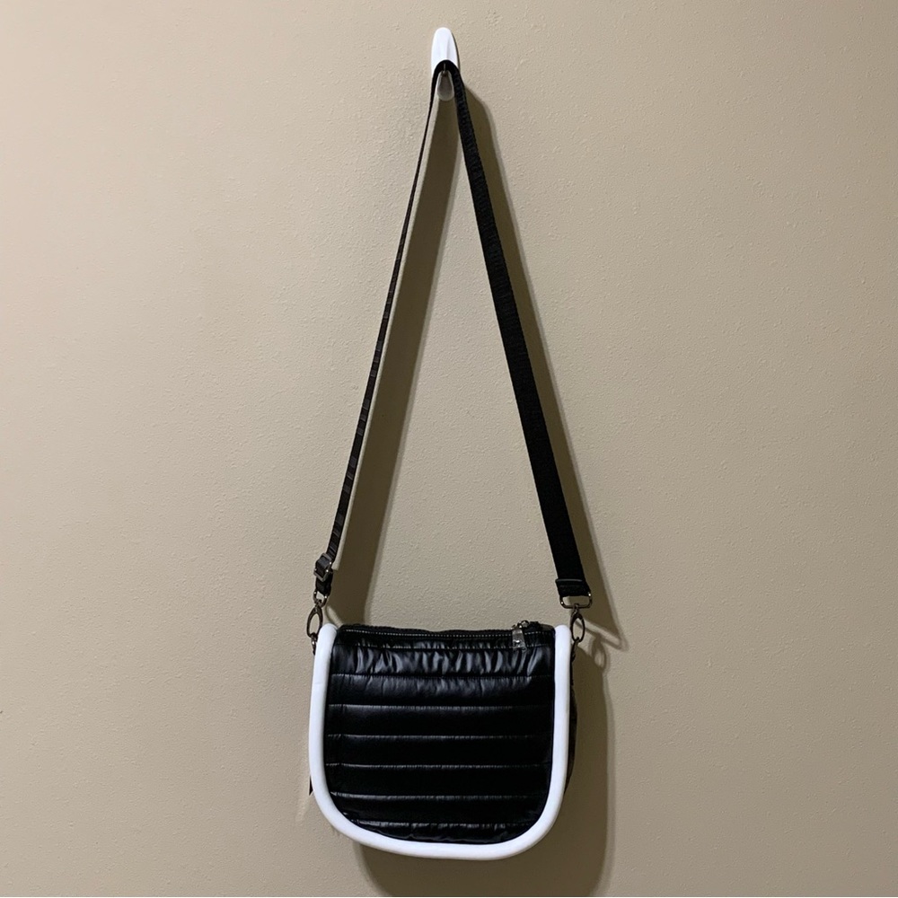 Think Royln The Nordic Crossbody Bag-Size L NWT - Picture 3 of 11